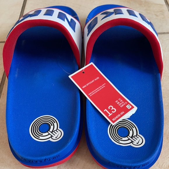 Nike slides 🔥🔥 - Picture 6 of 7